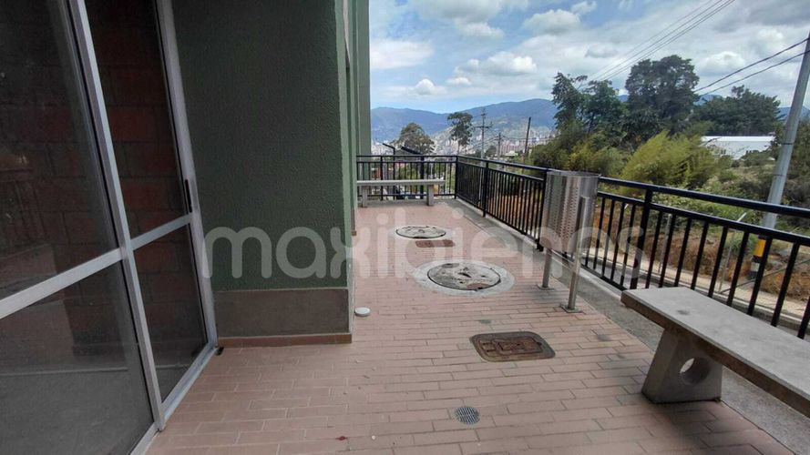 Local en arriendo en Cabecera San Antonio De Prado, Medellín, 50 m² · foto 8 de 9