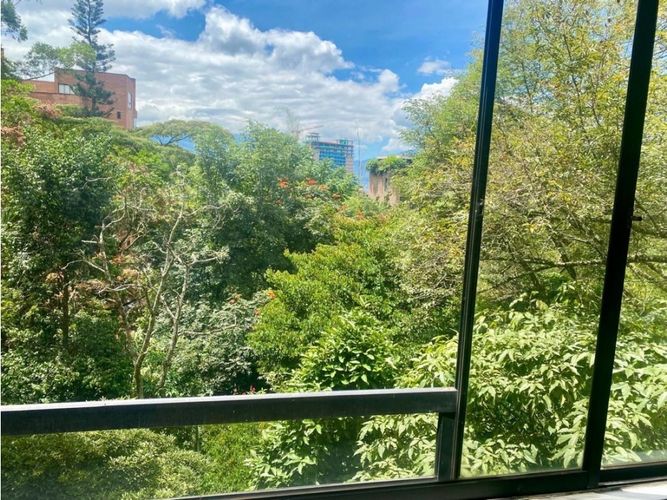 Apartamento de 3 alcobas en venta en Las Lomas, Medellín, 147 m² · foto 7 de 24
