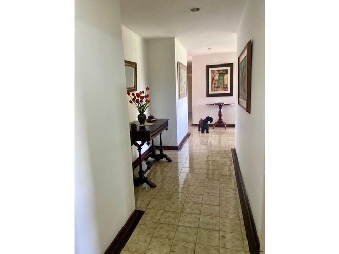 Apartamento de 3 alcobas en venta en Las Lomas, Medellín, 147 m² · foto 11 de 24