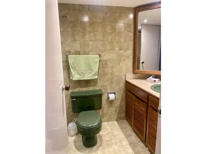 Apartamento de 3 alcobas en venta en Las Lomas, Medellín, 147 m² · foto 13 de 24