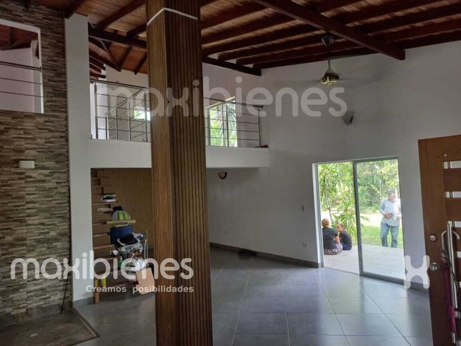 Apartamento de 3 alcobas en venta en Vijagual, Apartado, 1000 m² · foto 8 de 21