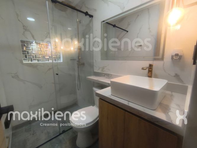Oficina en venta en Los Colores, Medellín, 94 m² · foto 12 de 14