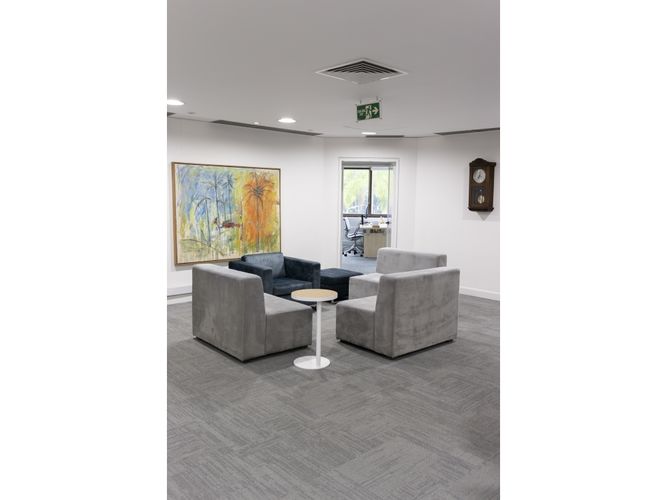 Oficina en arriendo en Patio Bonito, Medellín, 613 m² · foto 7 de 12