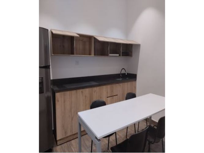 Oficina en arriendo en Patio Bonito, Medellín, 450 m² · foto 5 de 24