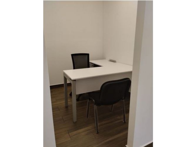 Oficina en arriendo en Patio Bonito, Medellín, 450 m² · foto 10 de 24