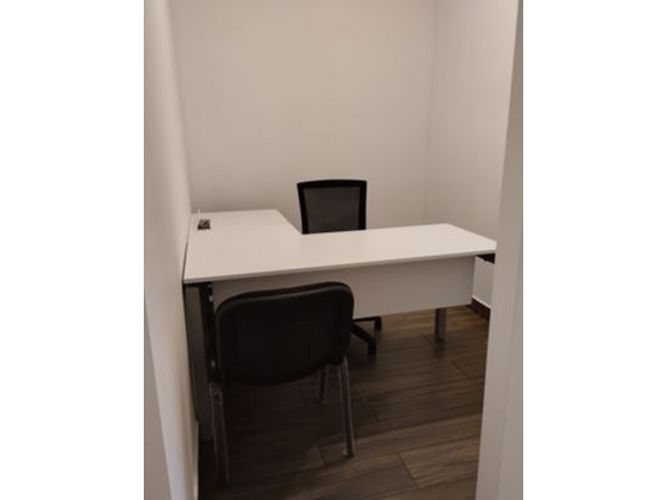 Oficina en arriendo en Patio Bonito, Medellín, 450 m² · foto 11 de 24