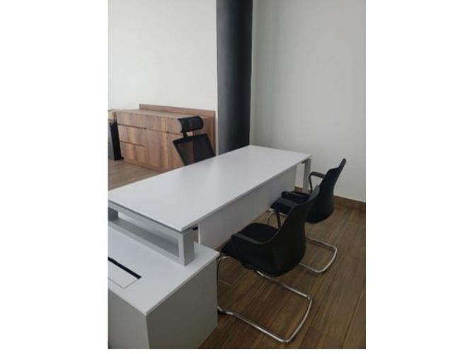 Oficina en arriendo en Patio Bonito, Medellín, 450 m² · foto 16 de 24