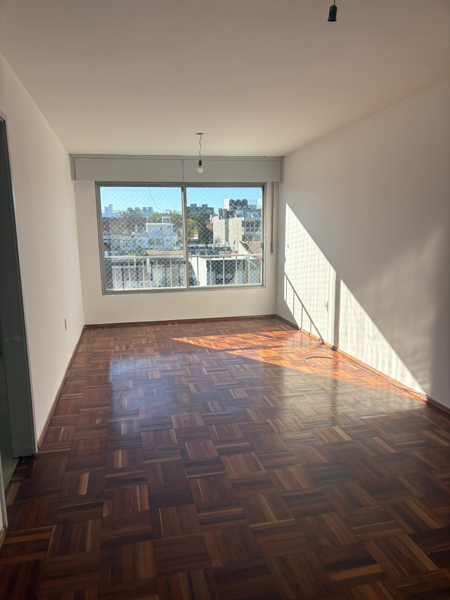 ALQUILER APTO. MALVIN 2 DORM. · Foto 2