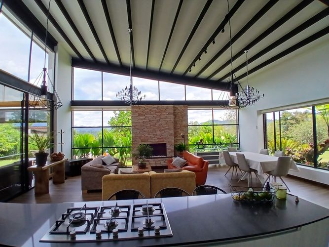 Casa de 3 alcobas en venta en Guamito, La Ceja, 458 m² · foto 6 de 21