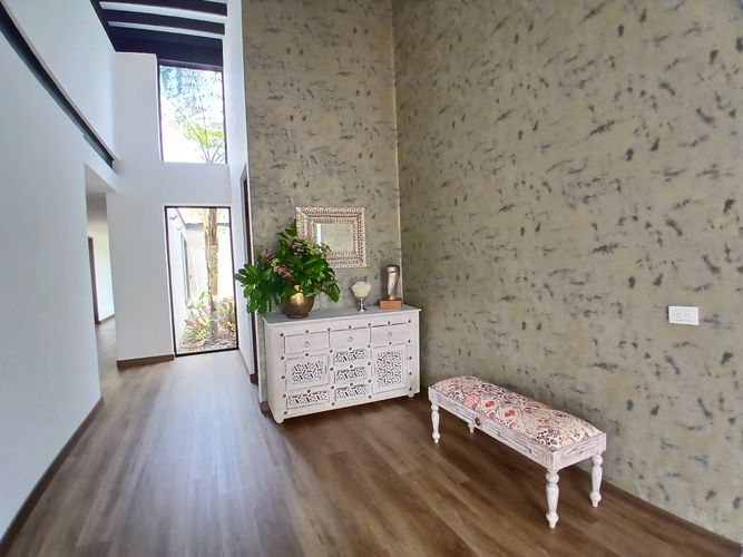 Casa de 3 alcobas en venta en Guamito, La Ceja, 458 m² · foto 2 de 21