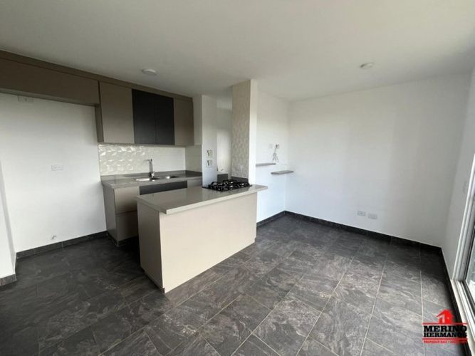 Apartamento de 2 alcobas en venta en El Porvenir, Rionegro, 54 m² · foto 2 de 21