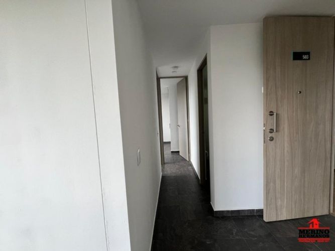 Apartamento de 2 alcobas en venta en El Porvenir, Rionegro, 54 m² · foto 4 de 21