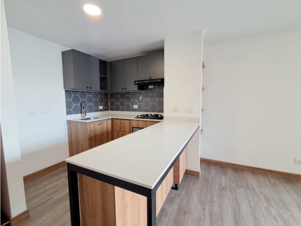 Apartamento en venta en Zona Centro, Envigado · foto 11 de 24