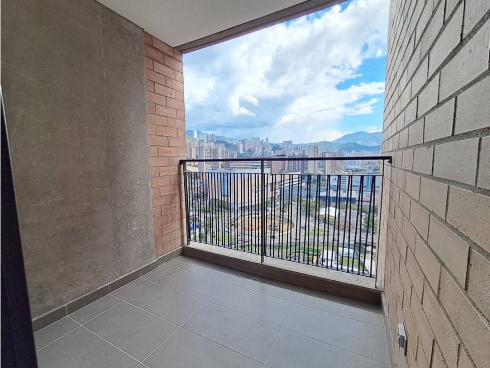 Apartamento en venta en Zona Centro, Envigado · foto 19 de 24