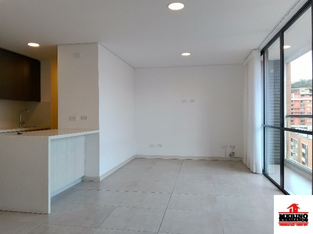 Apartamento en Arriendo en Los colores, Medellín