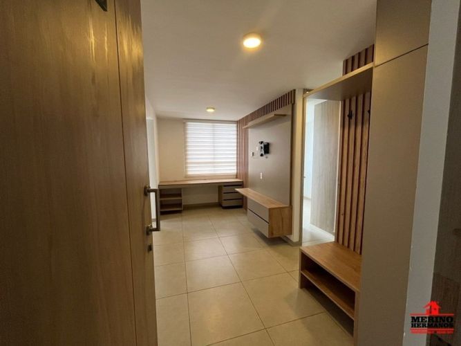 Apartamento de 2 alcobas en venta en El Porvenir, Rionegro, 58 m² · foto 2 de 24