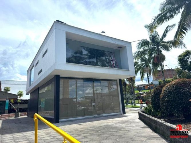 Local en arriendo en Centro, Rionegro, 229 m² · foto 2 de 15