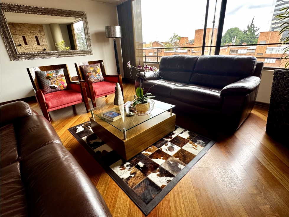 Apartamento en venta en Chico Norte, Bogotá · foto 3 de 15
