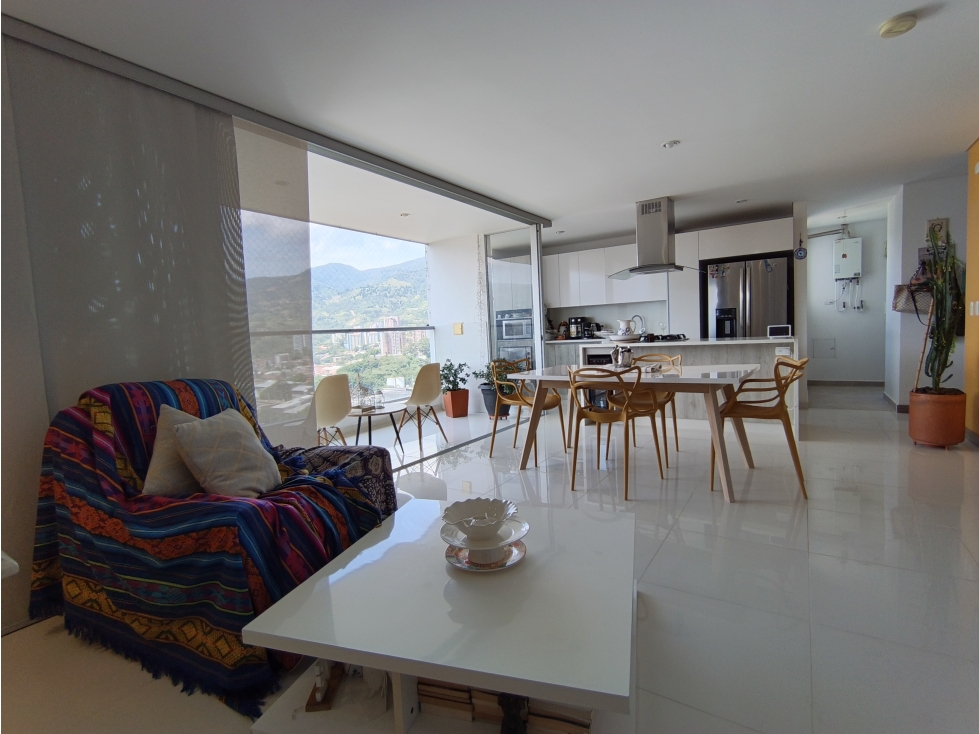 Apartamento en venta en Suramerica, La Estrella · foto 6 de 20