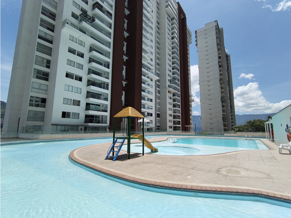 Apartamento en venta en Suramerica, La Estrella · foto 19 de 20