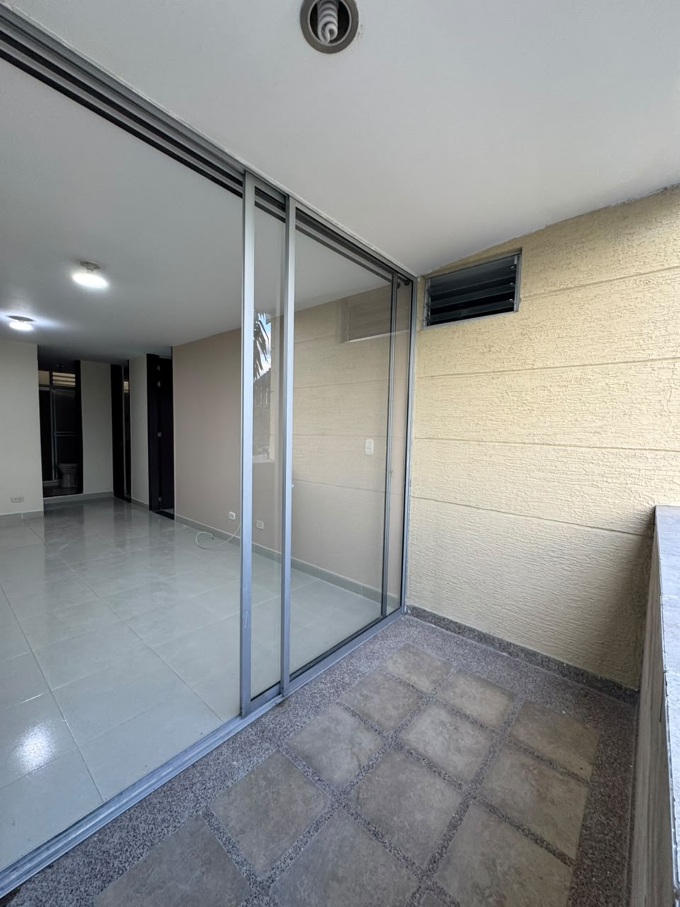 Apartamento en Arriendo en Avenida 19 Norte, Armenia