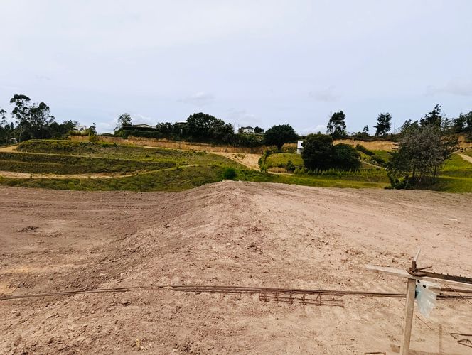 Lote en venta en El Porvenir, Rionegro, 1297 m² · foto 3 de 5