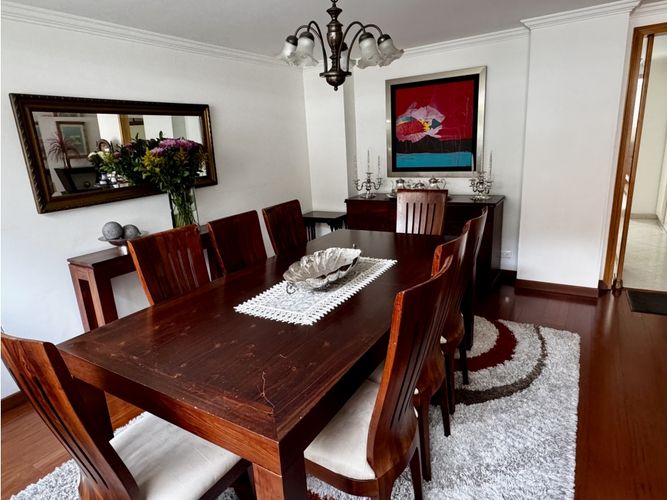 Apartamento de 3 alcobas en venta en Chicó Reservado, Bogotá, 258 m² · foto 7 de 11