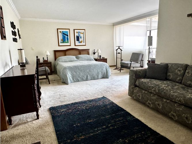 Apartamento de 3 alcobas en venta en Chicó Reservado, Bogotá, 258 m² · foto 9 de 11