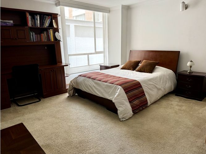Apartamento de 3 alcobas en venta en Chicó Reservado, Bogotá, 258 m² · foto 10 de 11