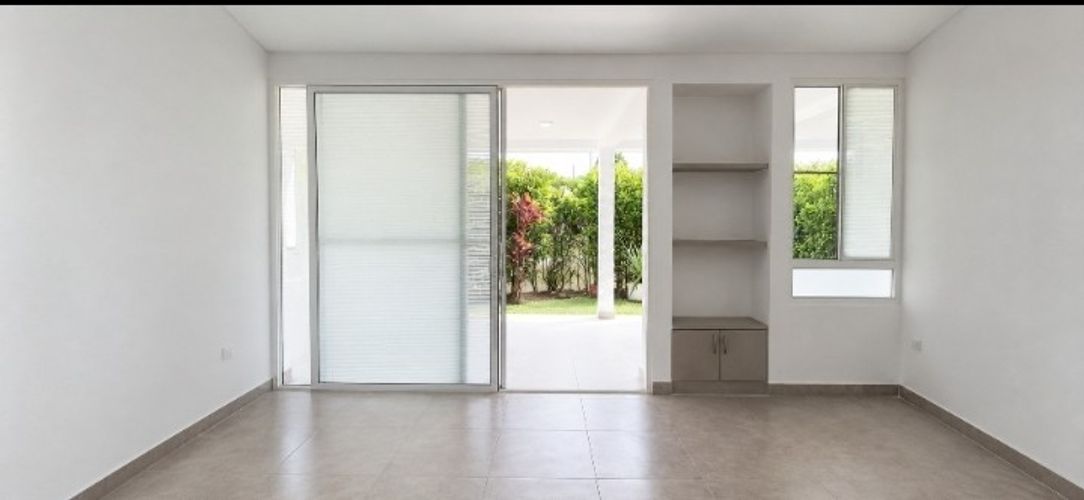 Casa de 3 alcobas en venta en El Castillo, Jamundí, 150 m² · foto 5 de 20