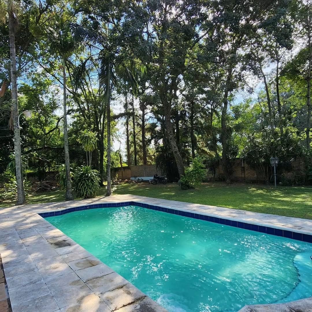 Exclusiva Oportunidad: Impresionante Casa en San Bernardino con 1.700 m² de Terreno, Lista para Ser Tuya. - foto 3