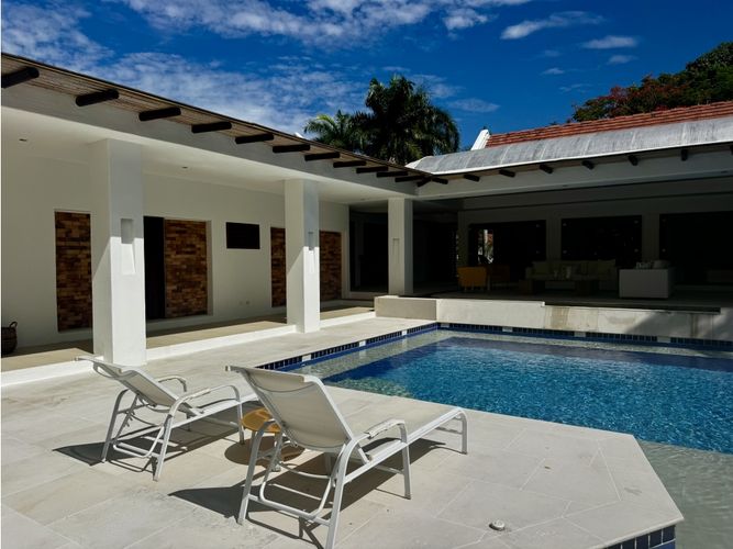 Casa de 4 alcobas en venta en Bosques De Peñalisa, Ricaurte, 435 m² · foto 6 de 24