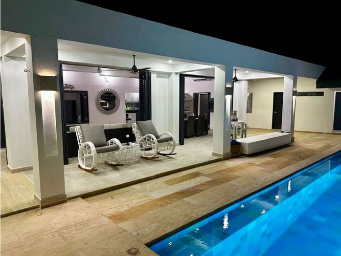 Casa de 4 alcobas en venta en Bosques De Peñalisa, Ricaurte, 250 m² · foto 2 de 10