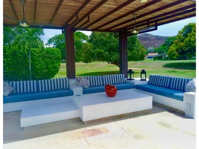 Casa de 4 alcobas en venta en Bosques De Peñalisa, Ricaurte, 250 m² · foto 4 de 10