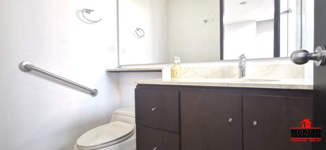 Apartamento en arriendo en El Poblado, Medellín · foto 23 de 24