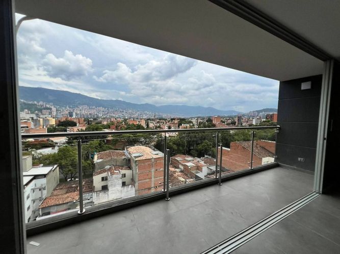 Apartamento de 3 alcobas en venta en Belen Alameda, Medellín, 84 m² · foto 4 de 12