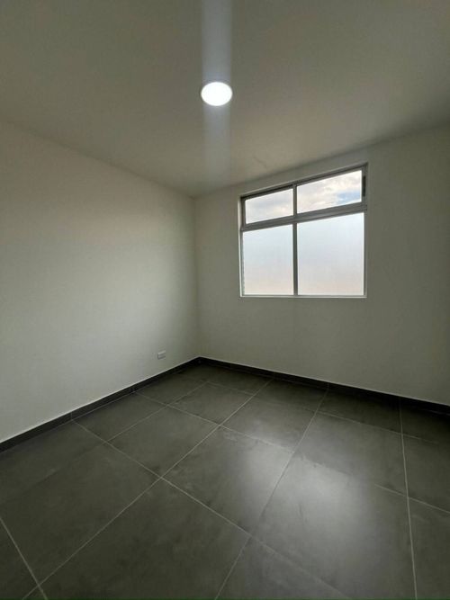 Apartamento de 3 alcobas en venta en Belen Alameda, Medellín, 84 m² · foto 9 de 12