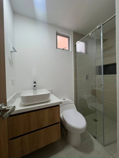 Apartamento de 3 alcobas en venta en Belen Alameda, Medellín, 84 m² · foto 10 de 12