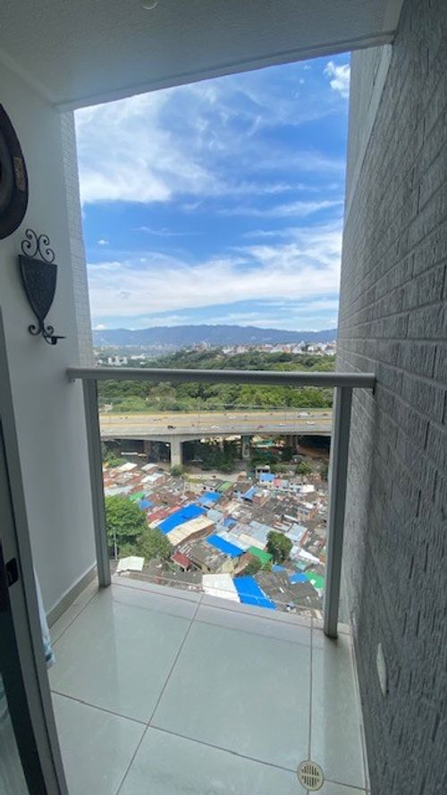 Apartamento de 2 alcobas en venta en El Tejar, Bucaramanga, 55 m² · foto 3 de 18