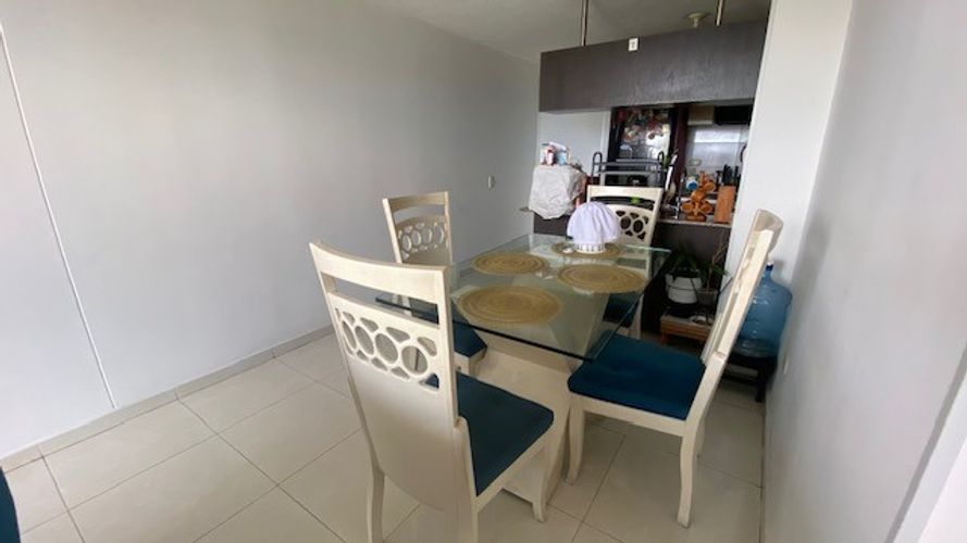 Apartamento de 2 alcobas en venta en El Tejar, Bucaramanga, 55 m² · foto 8 de 18