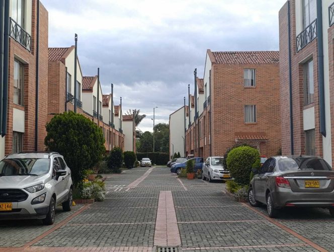 Casa de 3 alcobas en venta en Tejares Del Norte, Bogotá, 98 m² · foto 23 de 23