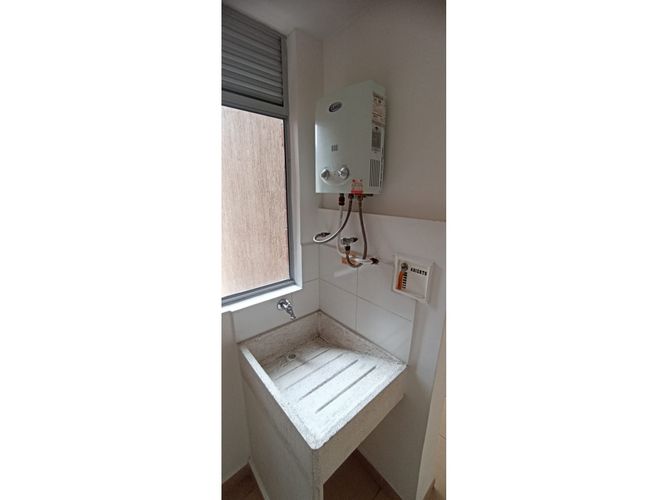 Apartamento de 3 alcobas en venta en Urbanizacion Manaos, Bello, 56 m² · foto 7 de 18
