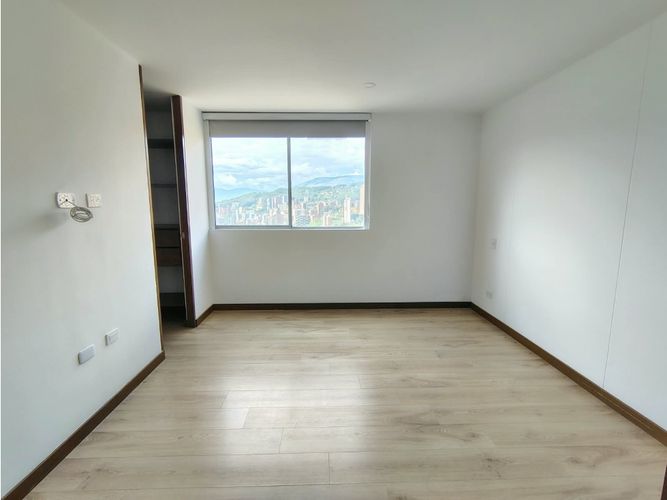 Apartamento de 3 alcobas en arriendo en Loma De Los Gonzalez, Medellín, 100 m² · foto 9 de 19