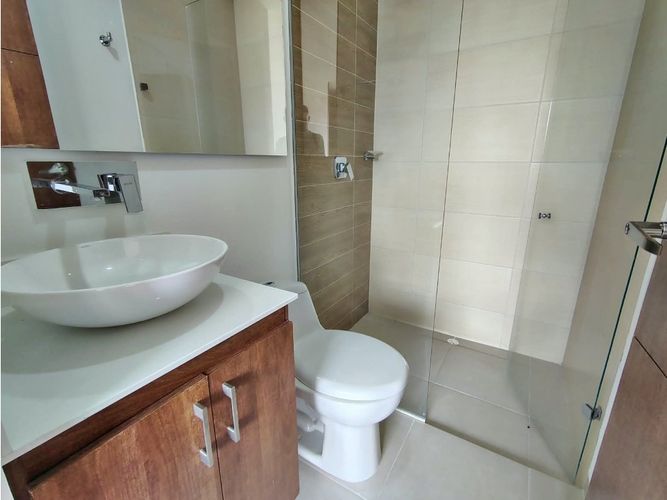 Apartamento de 3 alcobas en arriendo en Loma De Los Gonzalez, Medellín, 100 m² · foto 11 de 19