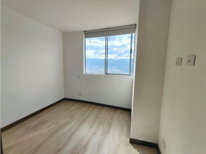 Apartamento de 3 alcobas en arriendo en Loma De Los Gonzalez, Medellín, 100 m² · foto 15 de 19