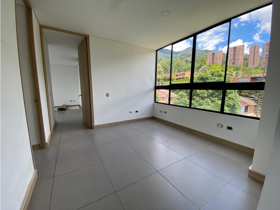 Apartamento en arriendo en El Tesoro, Medellín · foto 9 de 24