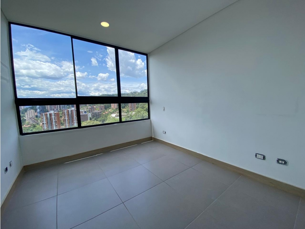 Apartamento en arriendo en El Tesoro, Medellín · foto 13 de 24