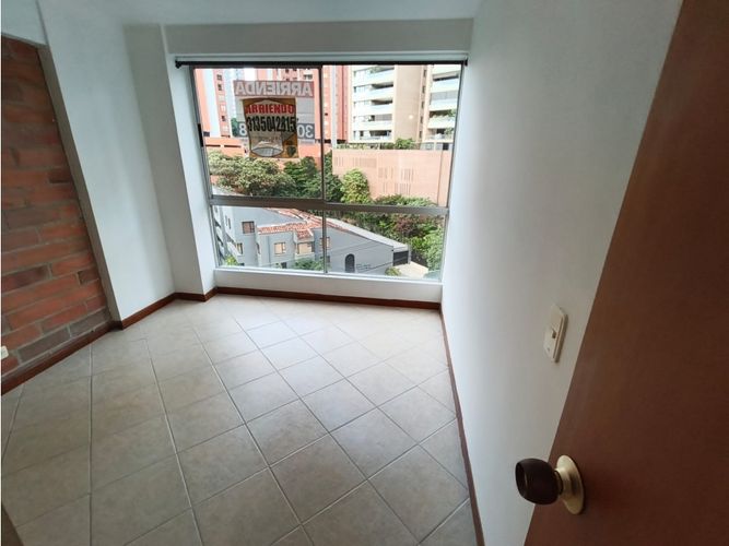 Apartamento de 2 alcobas en arriendo en Santa Maria De Los Angeles, Medellín, 75 m² · foto 2 de 24