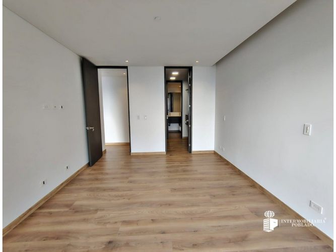 Apartamento de 3 alcobas en arriendo en Las Palmas, Medellín, 143 m² · foto 8 de 20