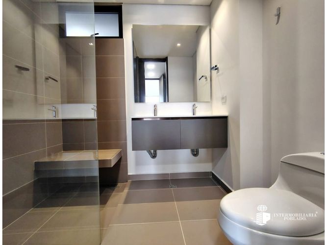 Apartamento de 3 alcobas en arriendo en Las Palmas, Medellín, 143 m² · foto 10 de 20